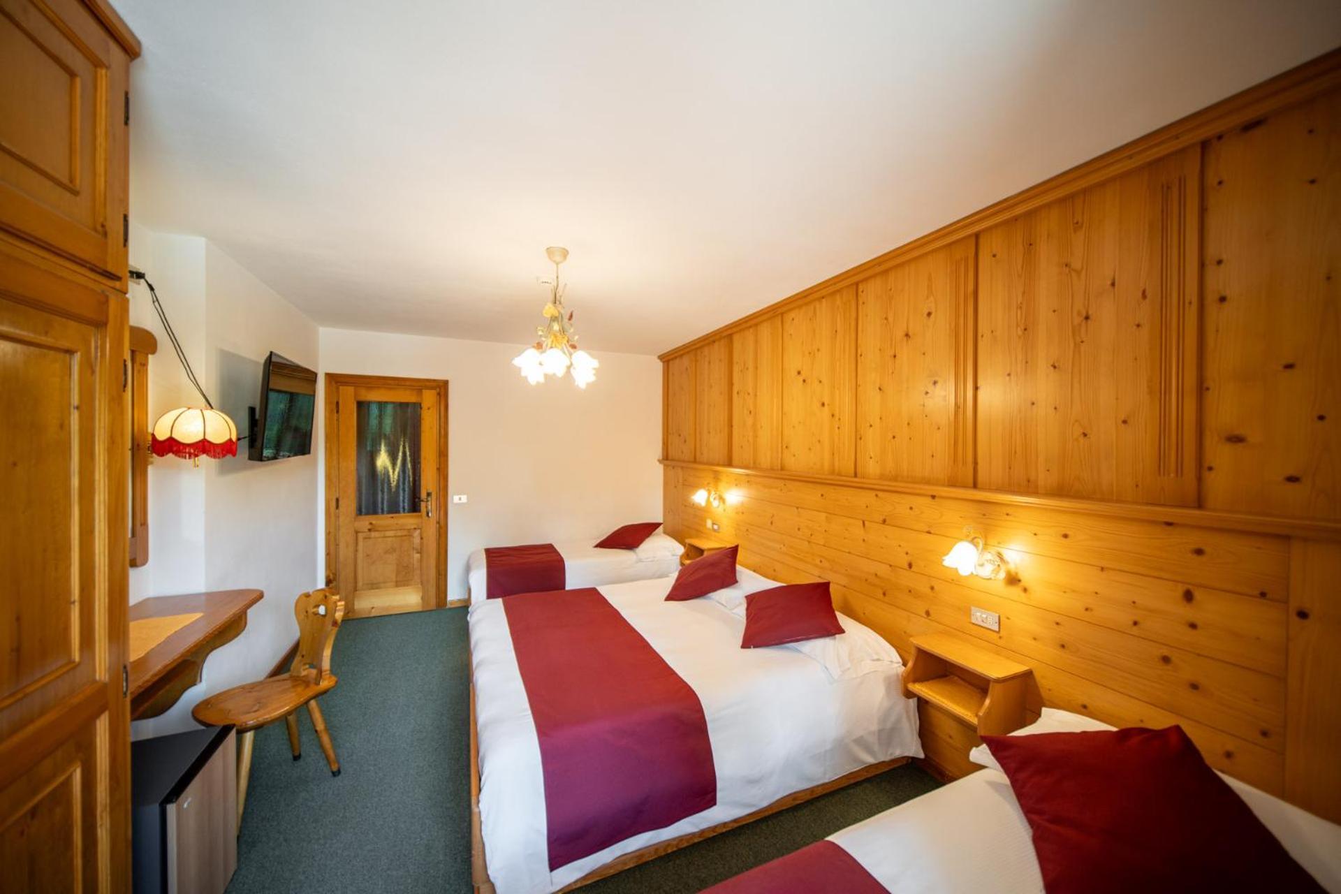 Hotel Il Cardo San Vito di Cadore Luaran gambar