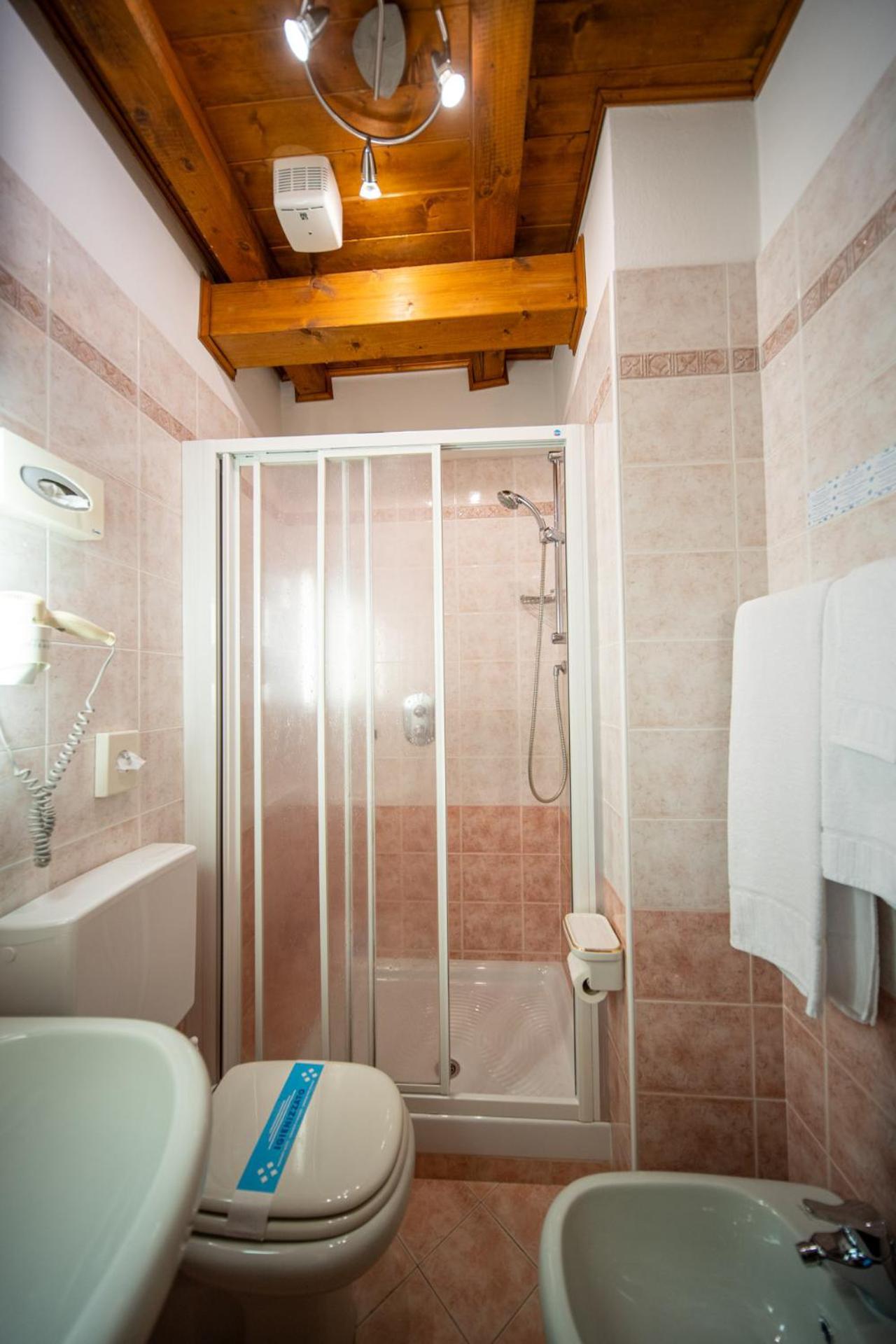 Hotel Il Cardo San Vito di Cadore Luaran gambar