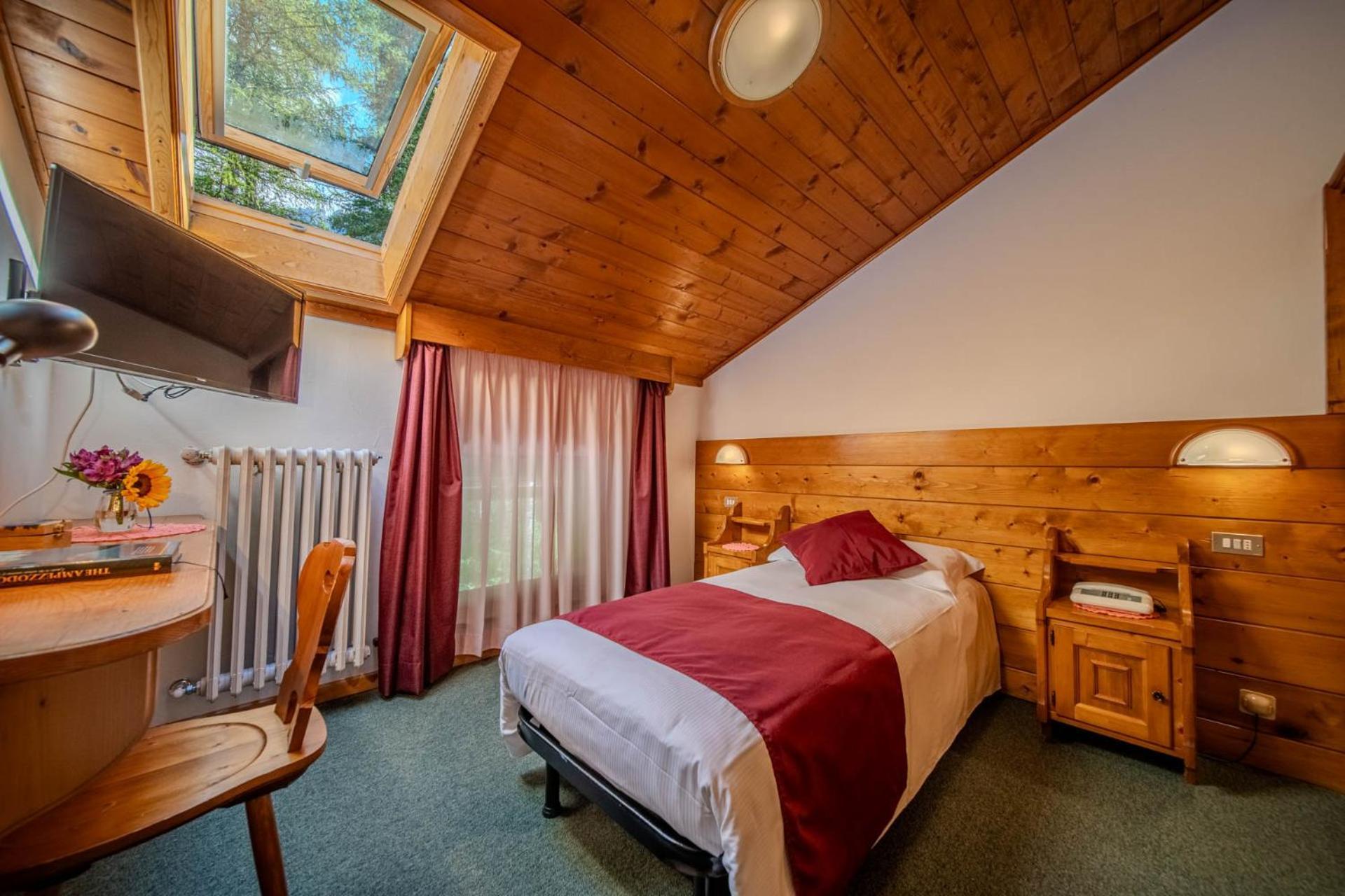 Hotel Il Cardo San Vito di Cadore Luaran gambar