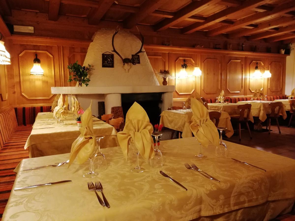 Hotel Il Cardo San Vito di Cadore Luaran gambar