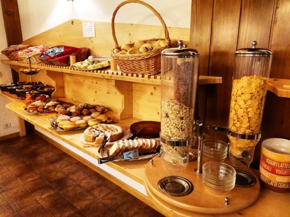 Hotel Il Cardo San Vito di Cadore Luaran gambar